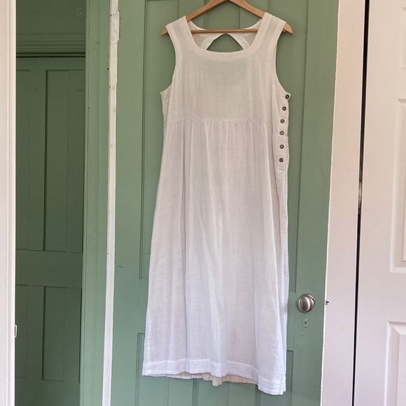 White Cotton Gauze Sleeveless Dress - Picture 1 of 6